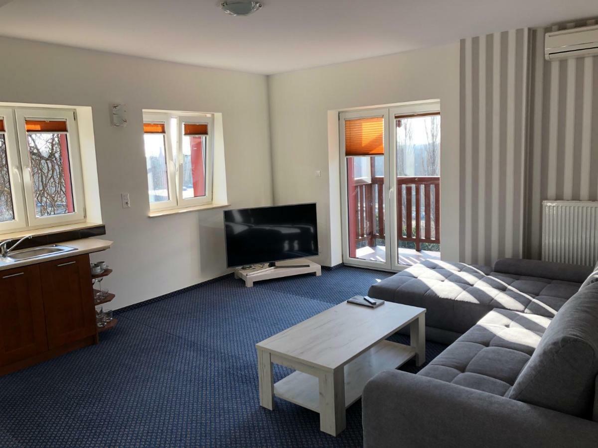 Las Slupski Premium Business Apartament Nr 7 Wifi Netflix Smart Tv50 Two Bedrooms Two Extra Large Double Beds Up To 6 People Full Pleasure Quality Stay (Adults Only) 外观 照片